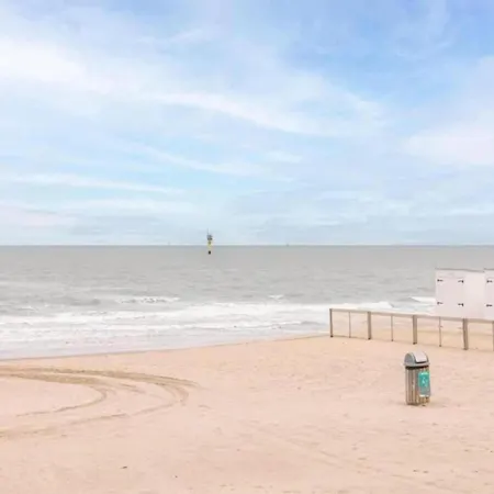 Centre For 6 * Knokke-Heist