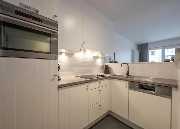 Apartment Centre For 6 *